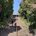 法華経寺と比べると…