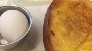 新宿のカフェでモーニング