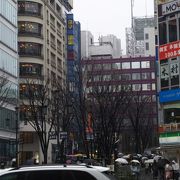 新宿の通り