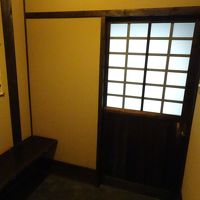 客室の入り口です
