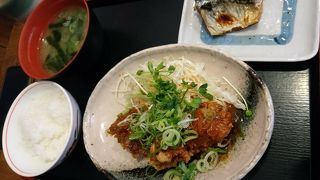 ランチ時は混雑