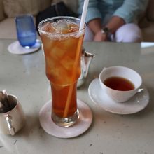 アイスティーが超デカイ…笑