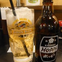 ２９０円の生ビールは、午後２時からです。ホッピーを楽しみます