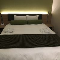 ベッドは広いです