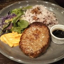 ハンバーグステーキ