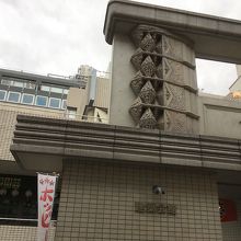 建築会館のテナント部分