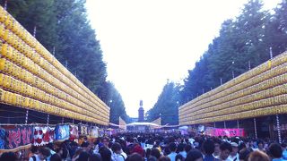 夕方からすごい人