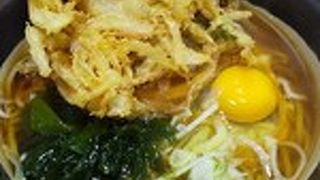 靖国通りのフードコートで立ち食いそば