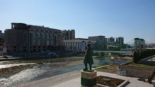 スコピエを流れる川