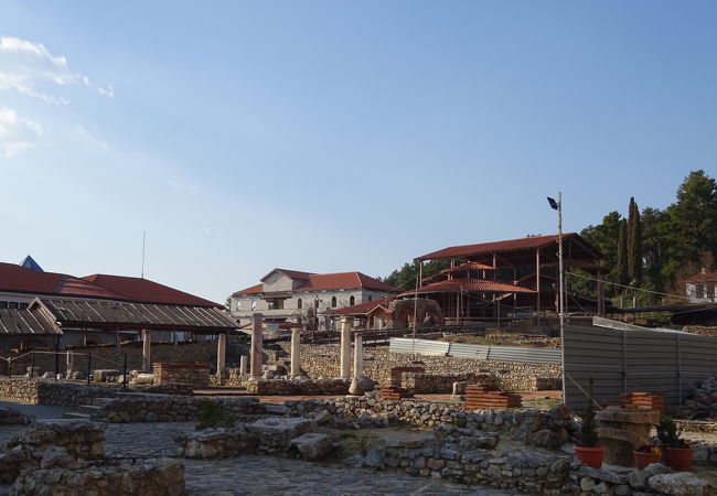 洗礼堂の床モザイク