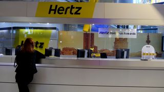 レンタカー代が安い！ホットスポットが便利！インターネットにつなげる