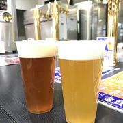 地ビールをタップで飲めます。