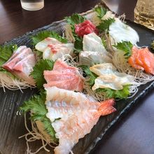 鮮度抜群のお刺身盛り合わせ
