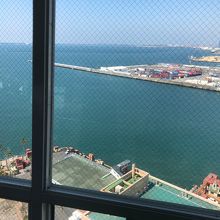 ポートタワーから見える海ノ中道方面風景