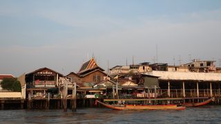 対岸まで5分もかかりません