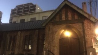 クラシカルで静かな教会