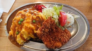 野毛の人気洋食店