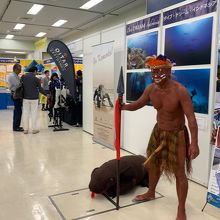 マリンダイビングフェア参加の方は水族館の割引があります。