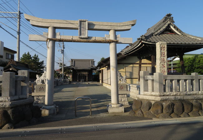 現在も鎮守として親しまれている神社