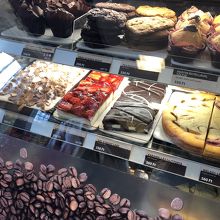 こういうスイーツは一般的なマックには無い