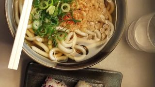 軽く食べるのにいいですよ