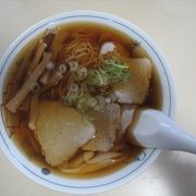 老舗の麺類屋