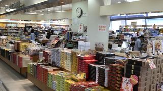 高知駅にある売店