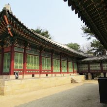 大造殿と繋がっています