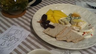 チーズ盛り合わせ