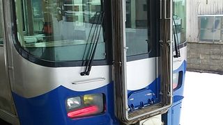 2019年１月５日現在、新井11時26分発直江津行きは日本海ひすいラインの車両が使用されていました