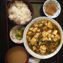 麻婆豆腐定食