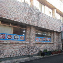 外壁のメニューでお値段を確認してから利用すると良いですね