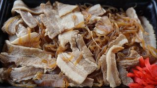 総菜やおにぎり、お弁当のお店です