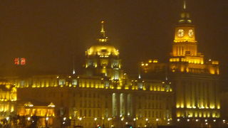 ここはロンドンか？？？　これぞ国際都市上海、、、