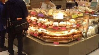 松屋銀座店のパン屋
