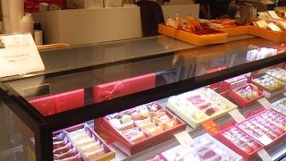 三越銀座店の菓子店