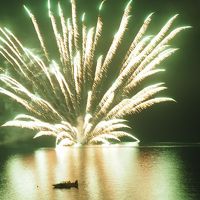 毎夜行われる花火が目の前