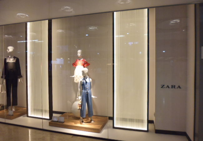 ZARA (バラハス空港店)