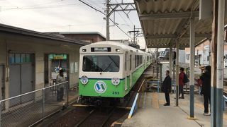 あすなろう鉄道泊駅：交換駅