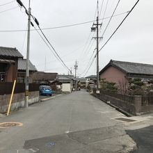 旧東海道の道なり