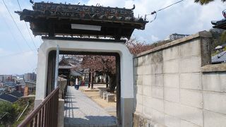 歴史のあるお寺(貞和・1345年)創建