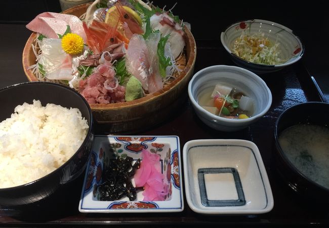 日本海刺身定食