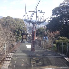 周囲は緑だけしか見えないので景色はちょっと残念