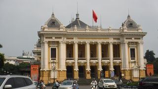 とても美しい建物で・・・