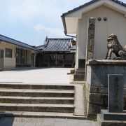 正式名は吉備津彦神社