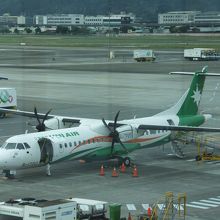 ユニエアー（エバー航空の子会社）