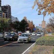 100メートル道路の異名を持つ