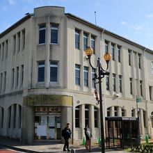 原爆を生き抜いた建物だ