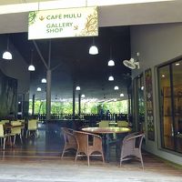 公園内にあるレストランです