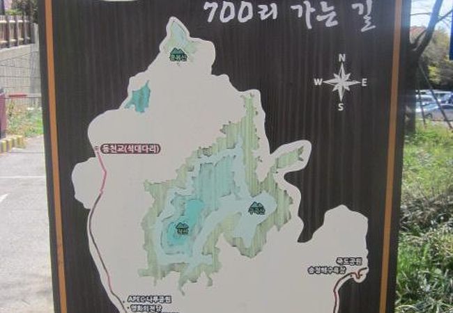 釜山市内の主として海岸沿いに続く、壮大な遊歩道です